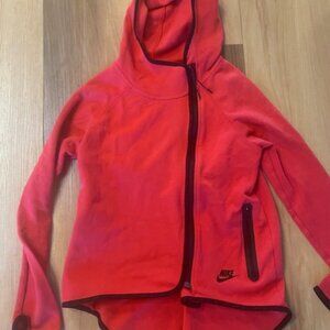 Womens Nike Tech